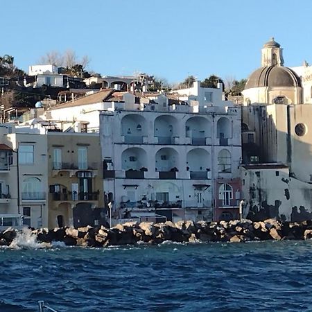 Appartamento Sul Mare Ad Ischia Ponte Eksteriør billede
