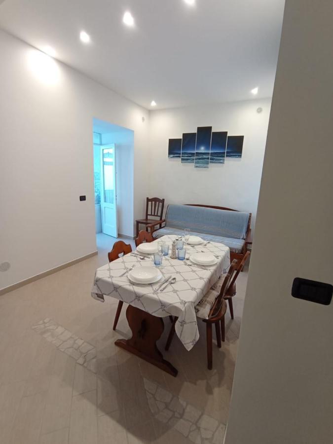 Appartamento Sul Mare Ad Ischia Ponte Eksteriør billede