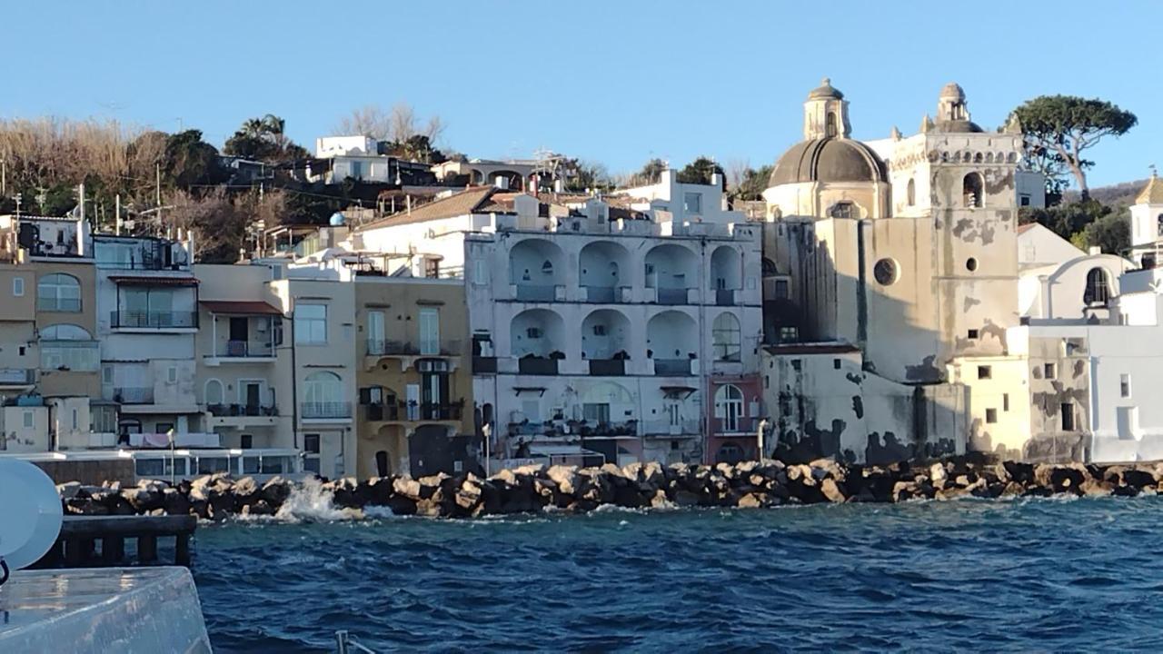 Appartamento Sul Mare Ad Ischia Ponte Eksteriør billede